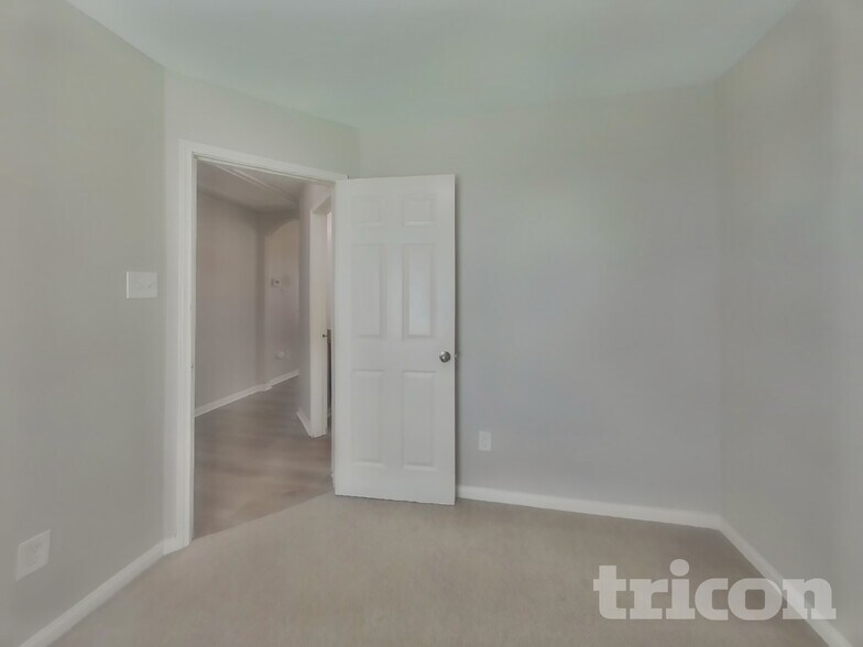 Building Photo - 21455 Wilona Way