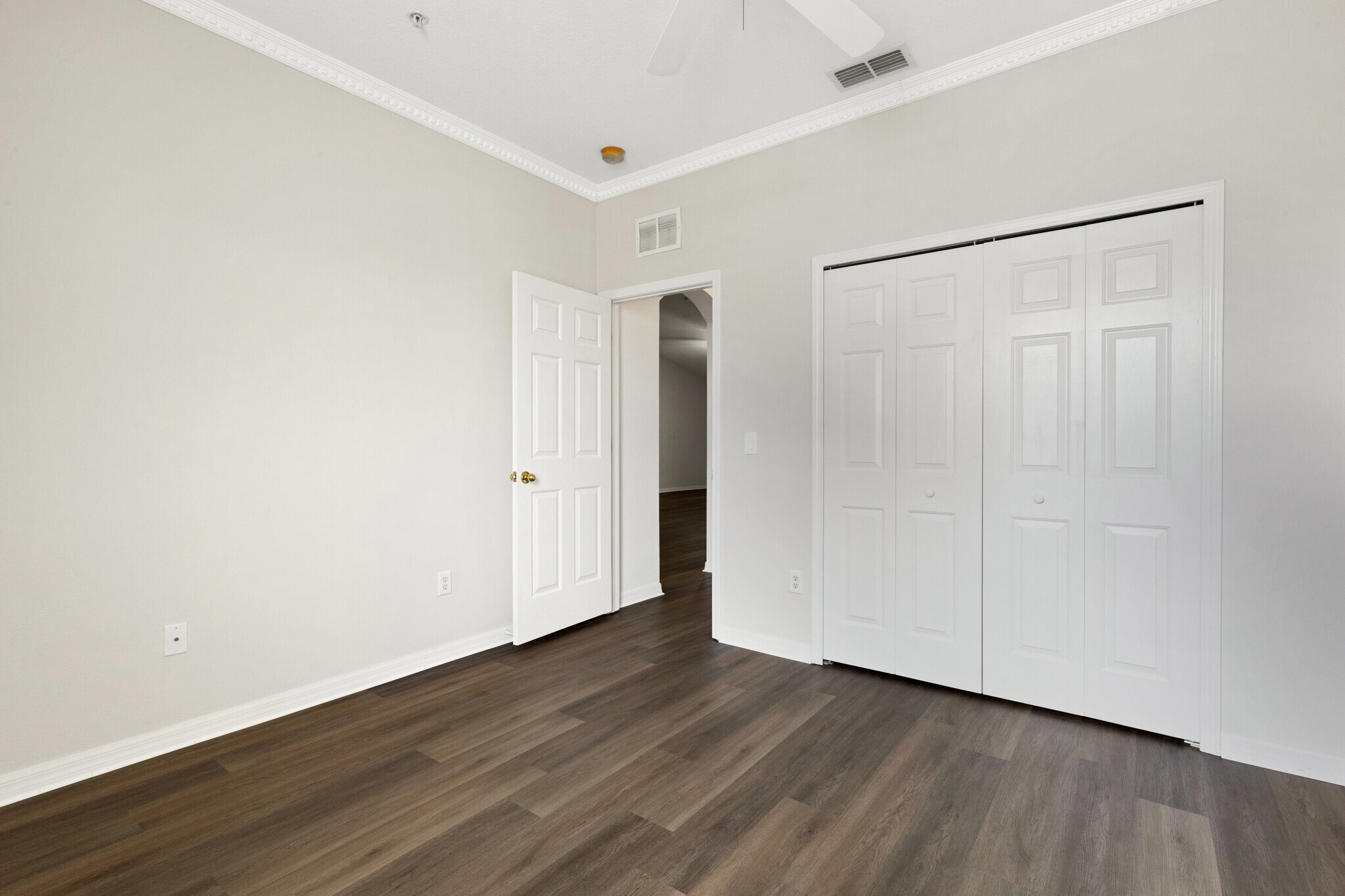 Building Photo - 8652 Karpeal Dr