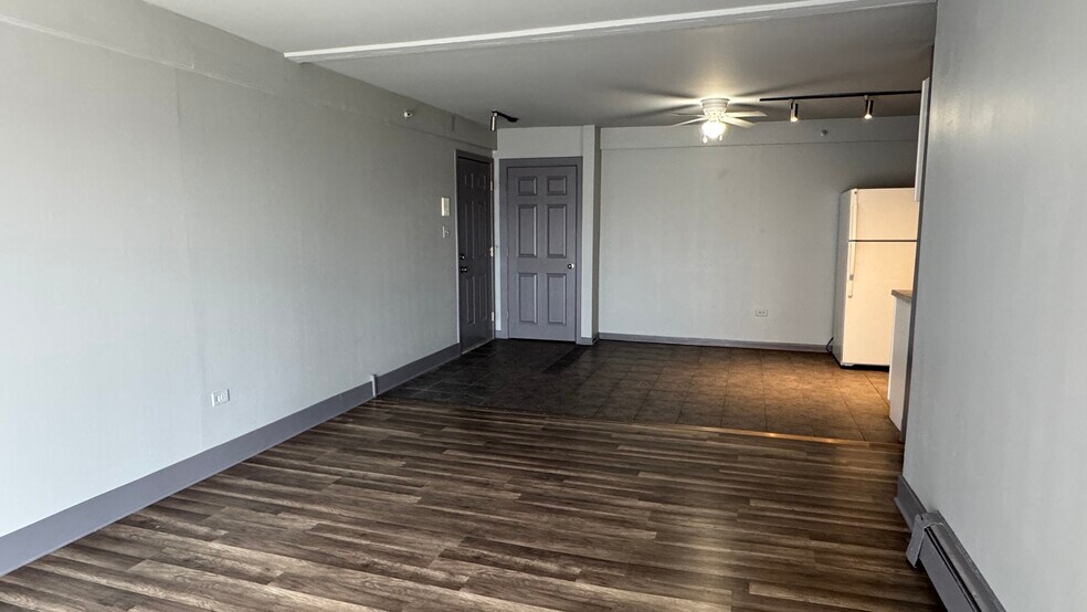 Building Photo - 8581 101st Ter