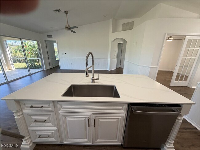 Building Photo - 3010 71st St W