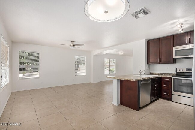 Building Photo - 8617 W Vogel Ave