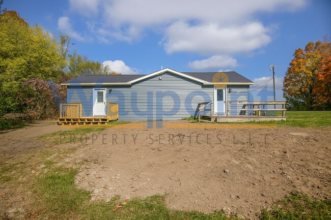 Building Photo - 3800 S Crystal