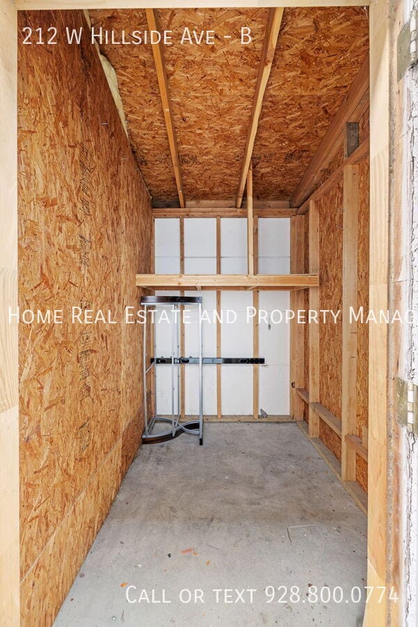 Building Photo - 212 W Hillside Ave