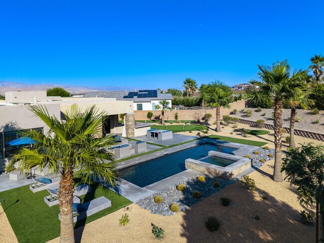 Building Photo - 74425 Zeppelin Dr