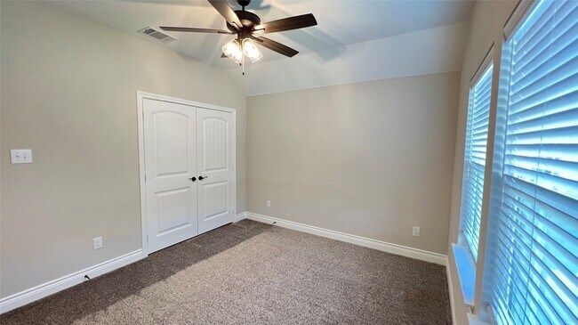 Building Photo - 805 Ransom Wy