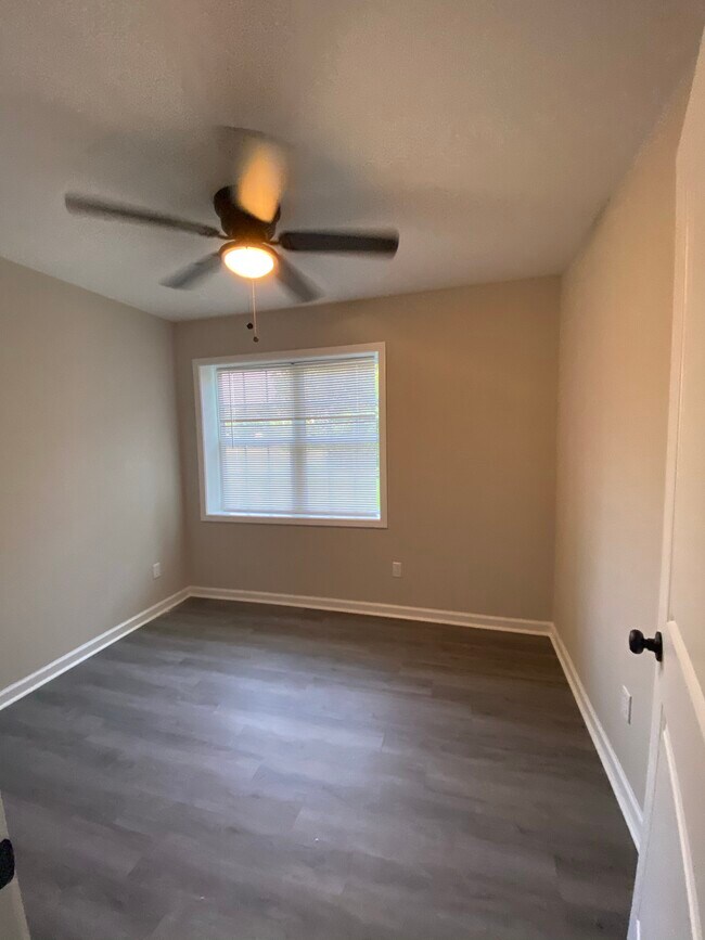 Building Photo - 2444 Washington St