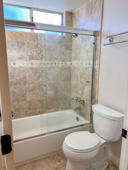 Building Photo - 5458 Softwind Wy