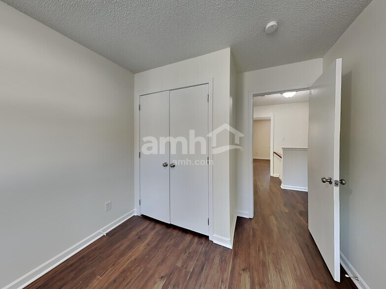 Building Photo - 3413 Braefield Dr