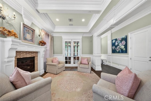 Building Photo - 4533 Farmdale Ave