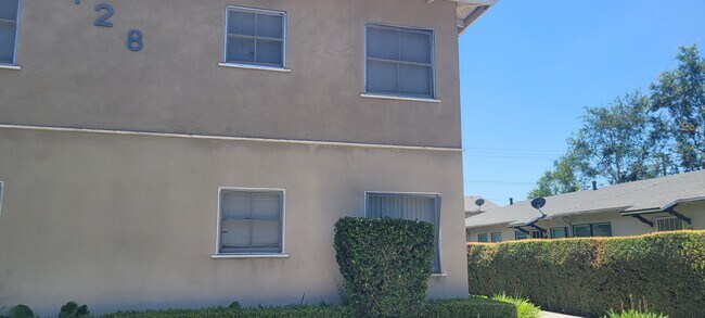 Building Photo - Colorado Apts