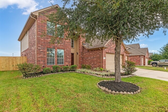 Building Photo - 30715 Legends Ridge Dr
