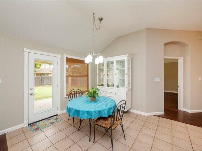 Building Photo - 2206 Boneset Trail