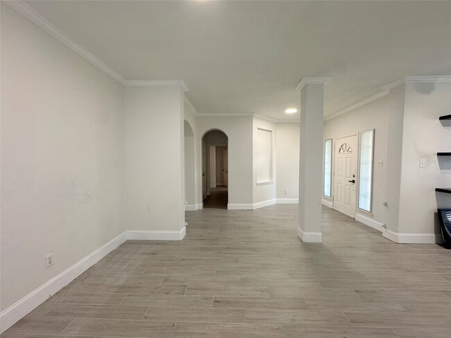 Building Photo - 8926 Heron Nest Dr