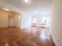 Building Photo - 1 bedroom in BRONX NY 10463