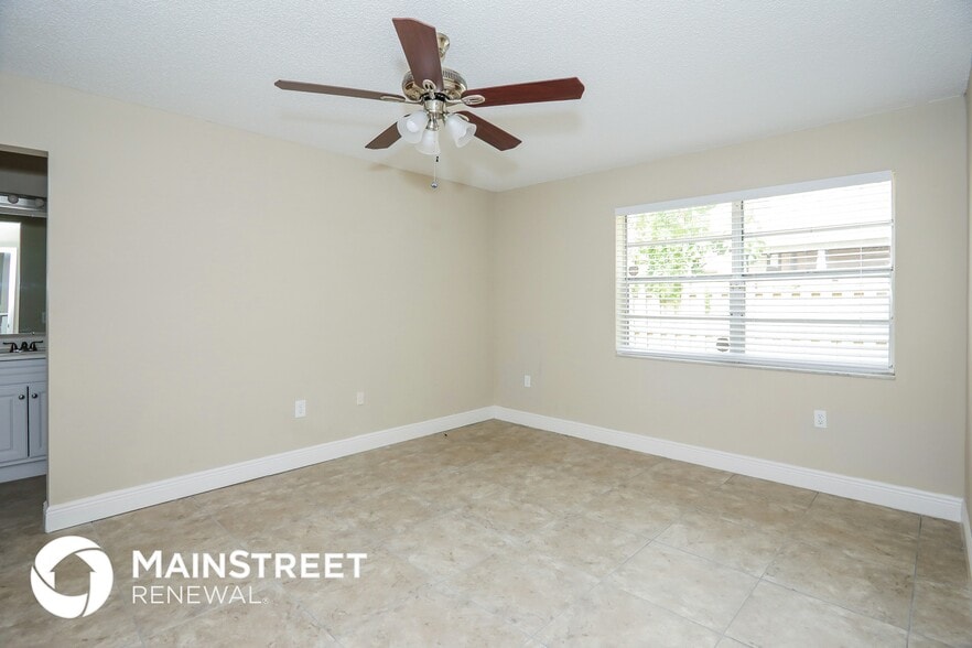 Building Photo - 18954 NW 63rd Ct Cir