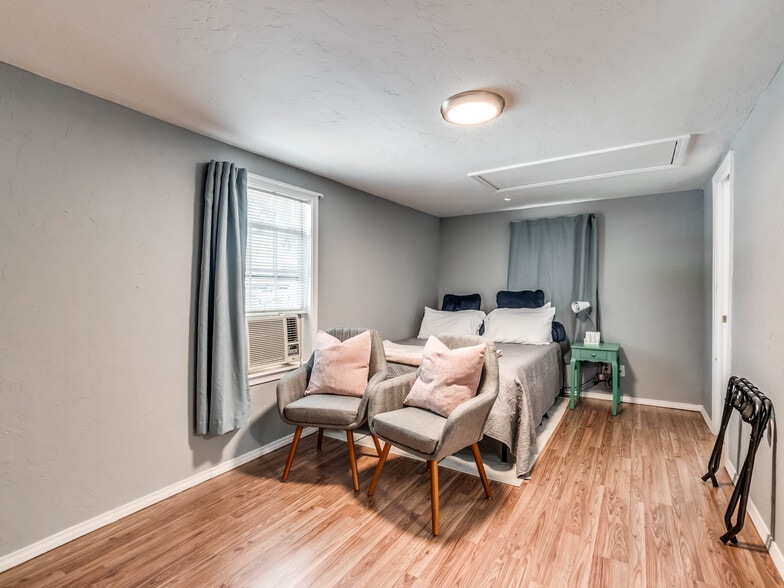 Building Photo - 1145 NW 48th St