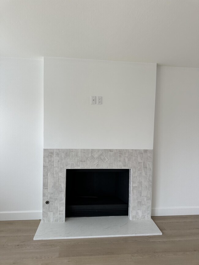 Building Photo - 24643 Santa Clara Ave