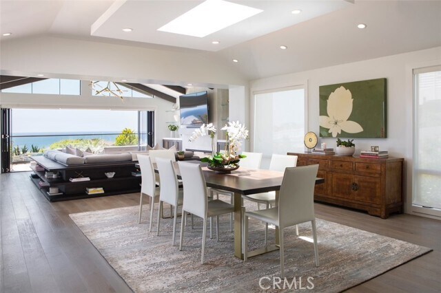 Building Photo - 27 N La Senda Dr