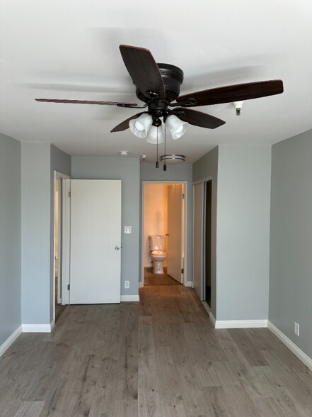 Primary Photo - 5811 Tujunga Ave