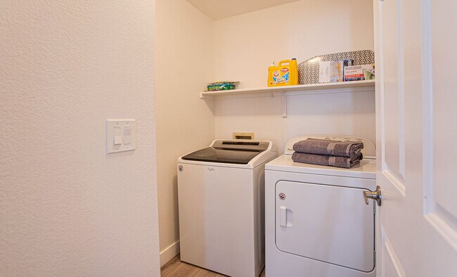 Building Photo - 11375 E Sahuaro Dr