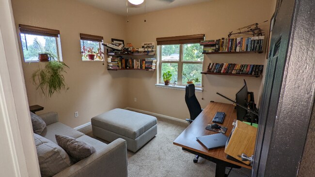 Building Photo - 5420 Allison St