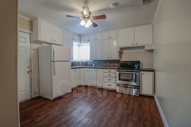 Building Photo - 2509 36th St