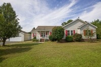 Building Photo - "Charming 3-Bedroom Home with 2 Full Bathrooms in Vass, NC - Spacious and Comfortable Country Liv...