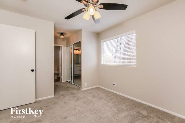 Building Photo - 1113 Passion Flower Cir