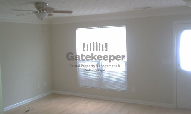 Building Photo - 5616 Union Pointe Dr