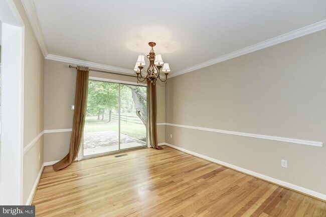 Building Photo - 11733 Ambleside Dr
