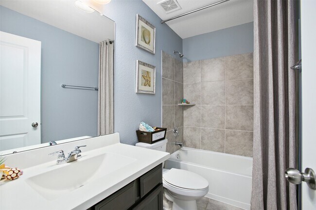 Building Photo - 2716 Bernadino Dr