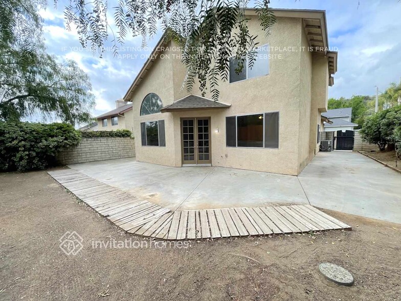 Building Photo - 22845 Tamarack Ln