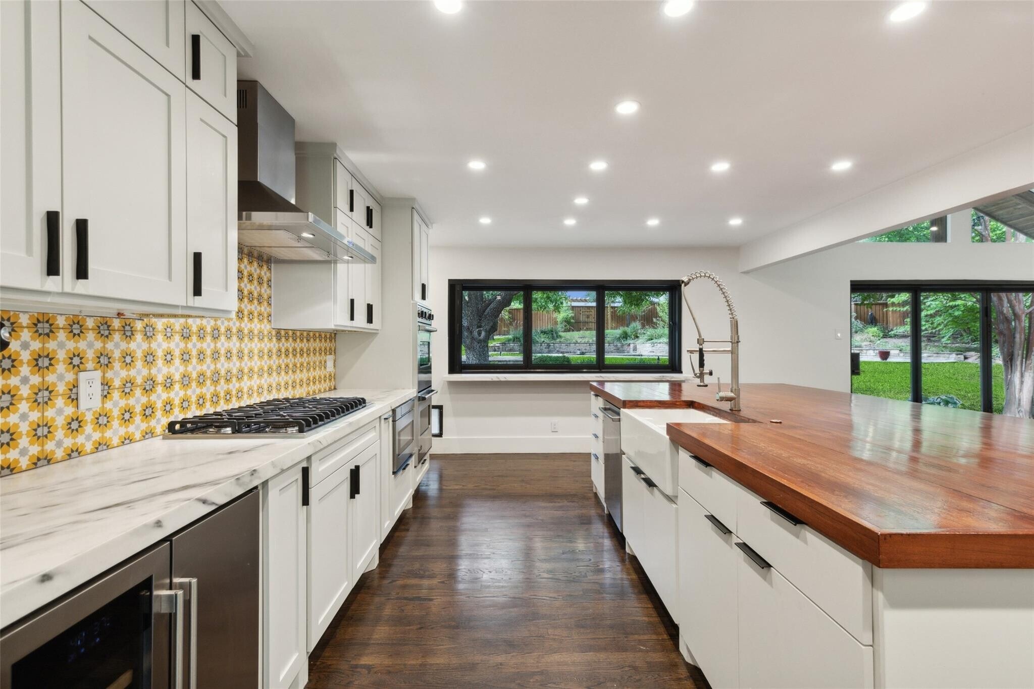 Building Photo - 6945 Tokalon Dr