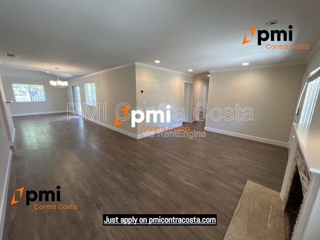 Building Photo - 194 Cynthia Dr