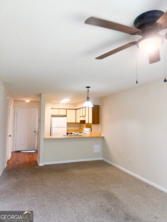 Building Photo - 222 Lanier Dr