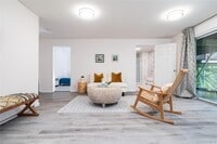 Building Photo - 1095 US-9W