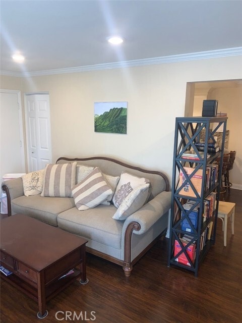 Building Photo - 2014 Via Mariposa W