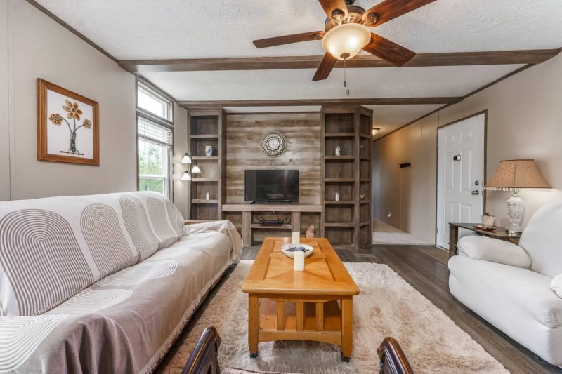 Building Photo - 1225 Holbert Cemetery Rd