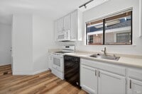 Building Photo - 663 Spring Ln