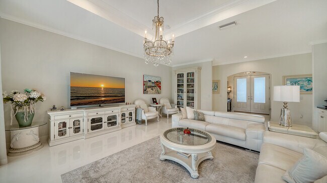 Building Photo - 1111 Mallorca Dr