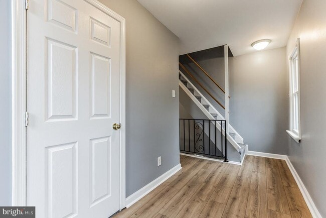 Building Photo - 7820 Craig St