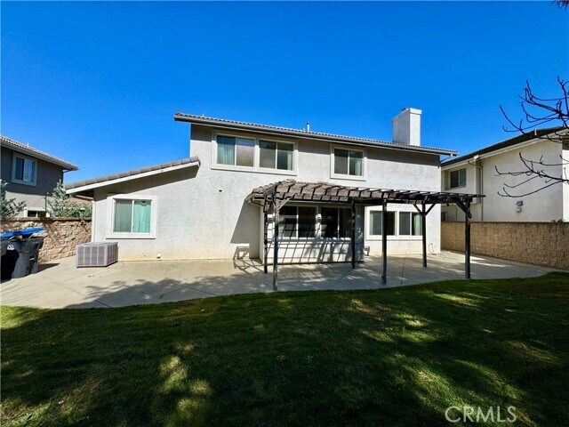 Building Photo - 16612 China Berry Ct