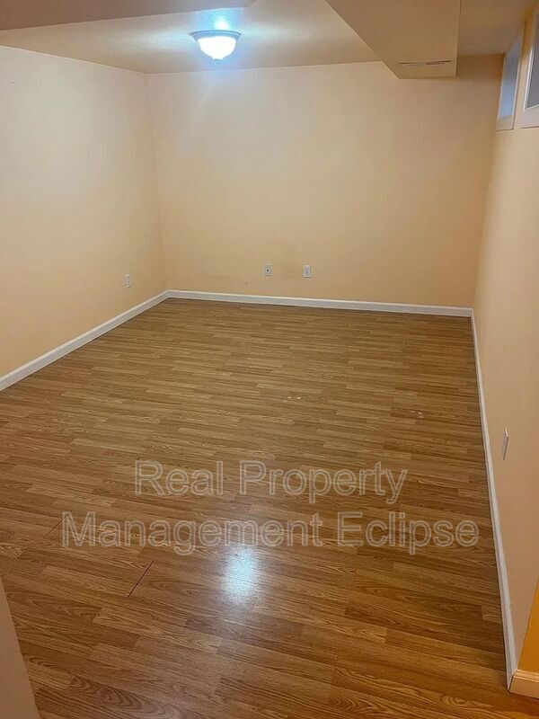 Building Photo - 4421 29th Ave W