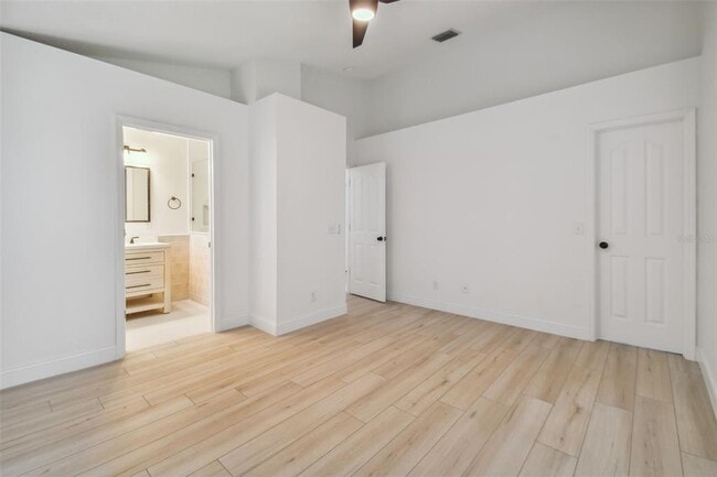 Building Photo - 4347 Deermont Cir