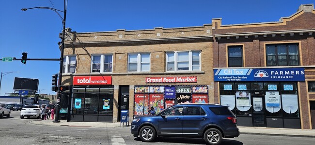 Primary Photo - 3966 W Grand Ave