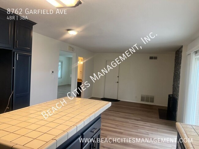 Building Photo - 8762 Garfield Ave