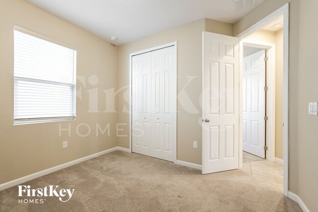 Building Photo - 217 Alford Dr