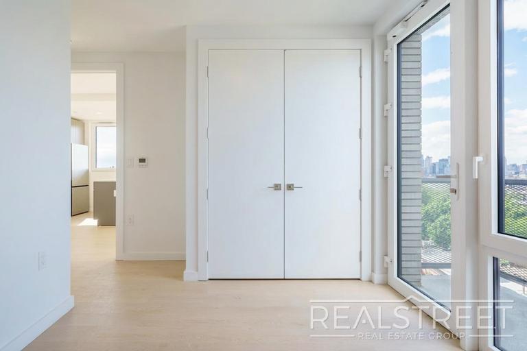 Building Photo - 1499 Bedford Ave