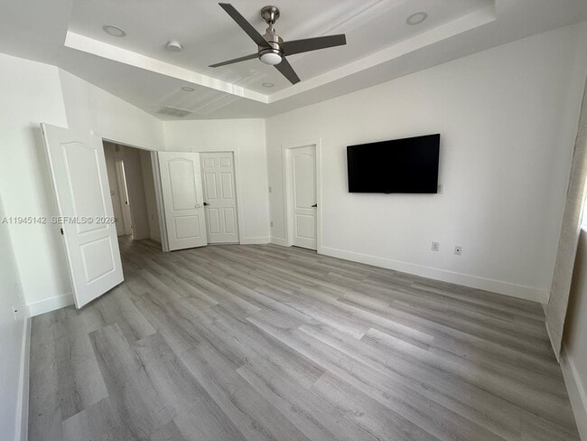 Building Photo - 11271 NW 84th St