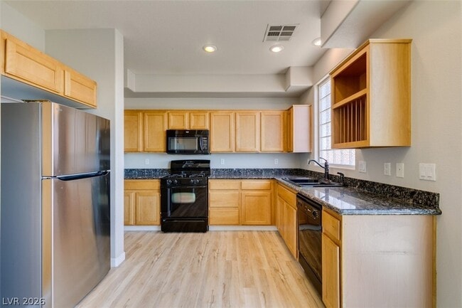 Building Photo - 8607 Rowland Bluff Ave